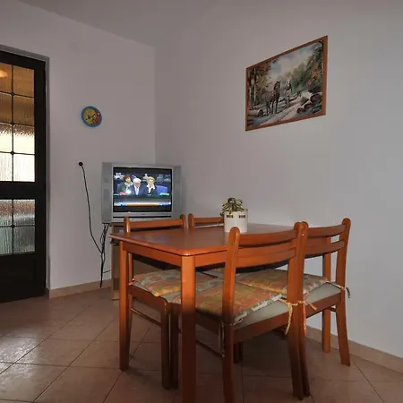 In Porec/istrien 10467 Apartment Porec