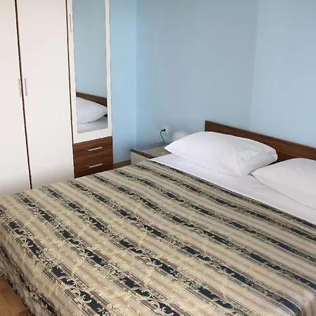 Apartment In Porec/istrien 10467 Porec