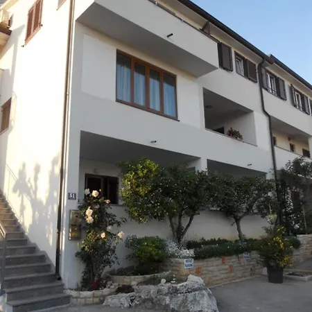 Apartment In Porec/istrien 10467